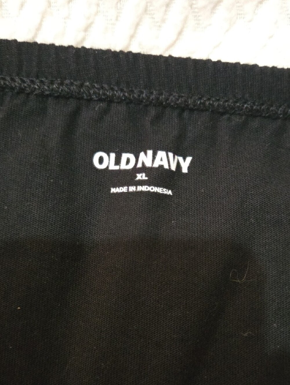 Old Navy Black Puff Sleeve Scoop-Neck Blouse - Picture 4 of 4